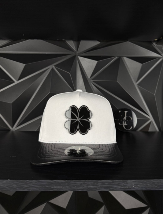 Exclusive caps clover SnapBack hat-white/leather.